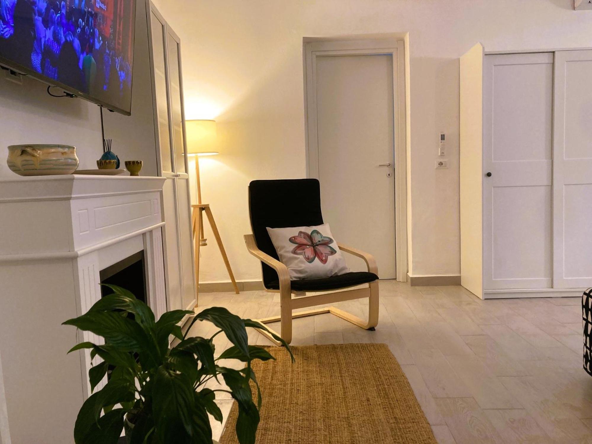 La Casa Blu Apartment Mirabella Imbaccari Bagian luar foto