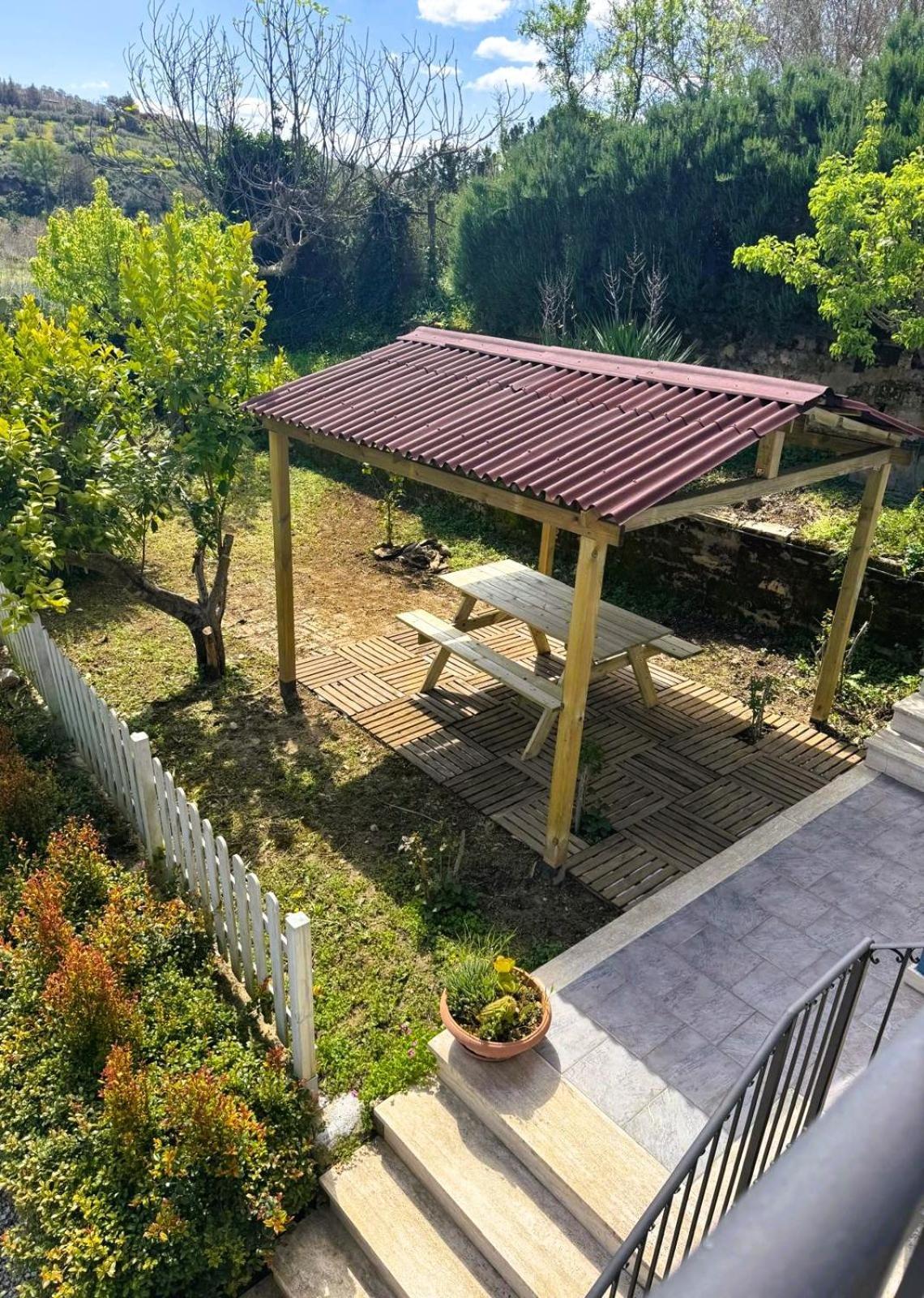 La Casa Blu Apartment Mirabella Imbaccari Bagian luar foto
