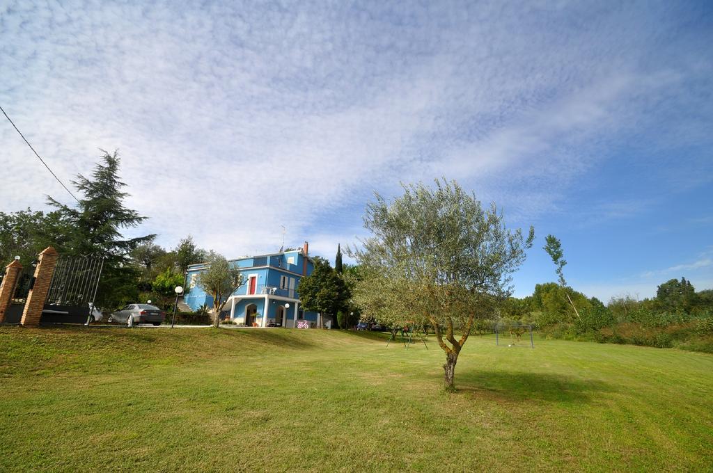 La Casa Blu Apartment Mirabella Imbaccari Bagian luar foto