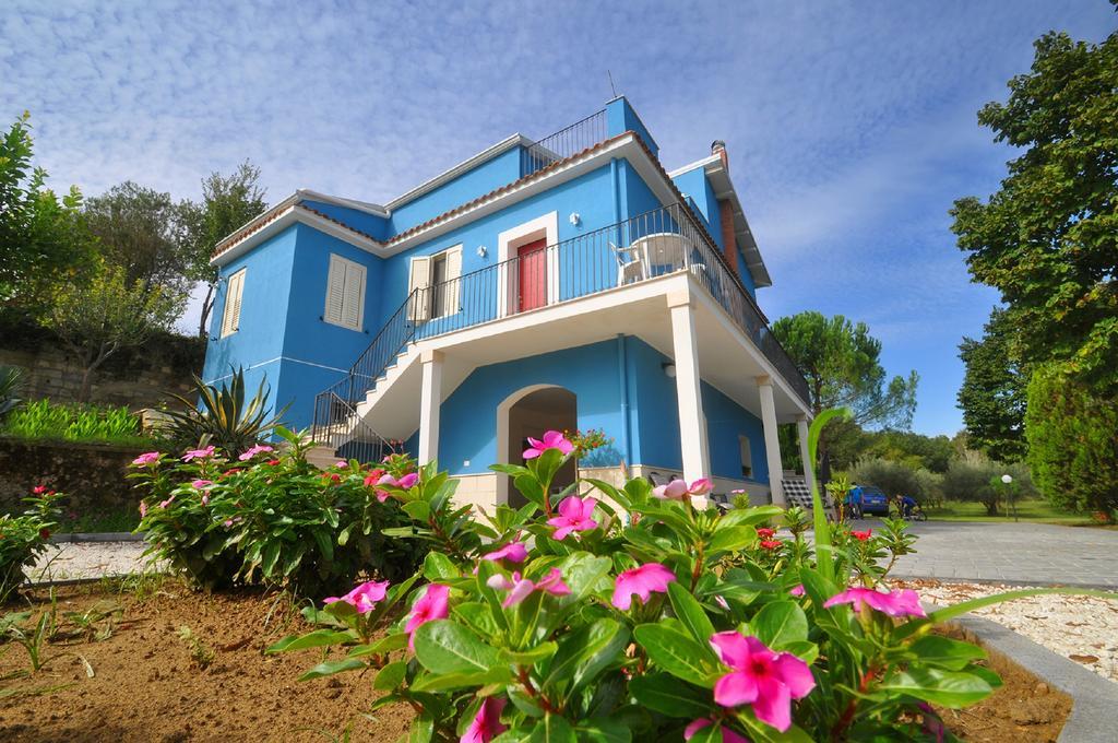 La Casa Blu Apartment Mirabella Imbaccari Bagian luar foto